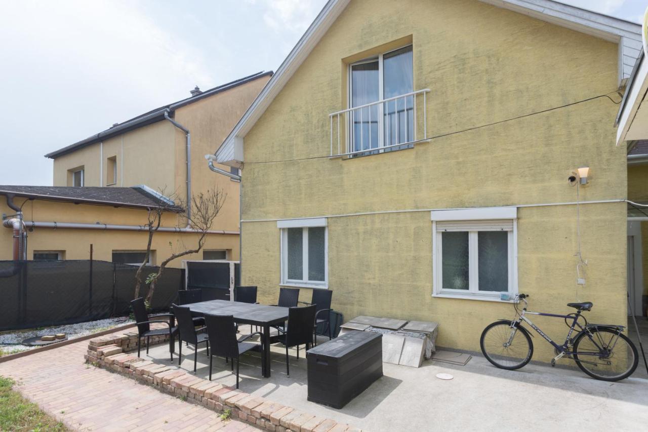 Hi-Bp Garden City Batsanyi Apartment 3 Rooms, Apartment Upstairs Near The City Train With Free Parking Budapest Ngoại thất bức ảnh