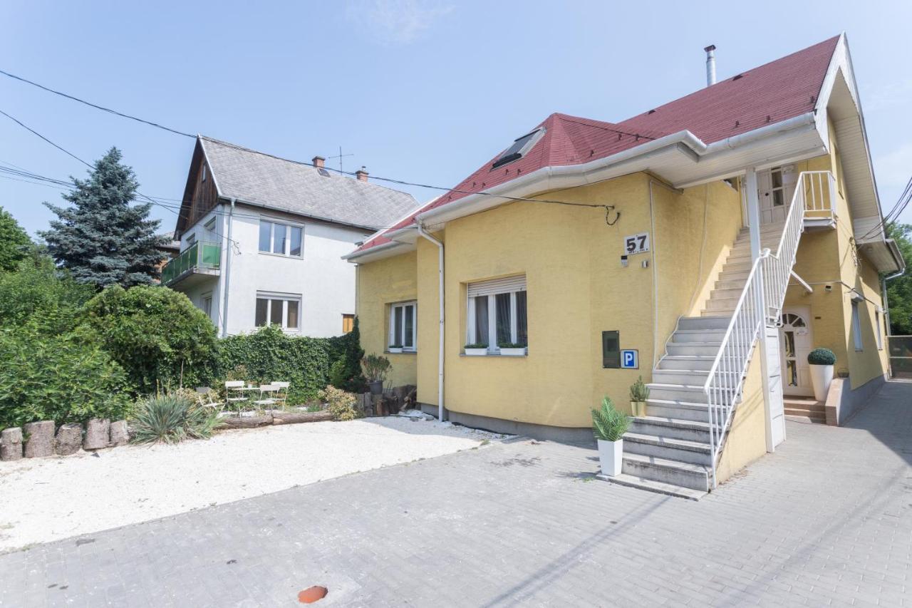 Hi-Bp Garden City Batsanyi Apartment 3 Rooms, Apartment Upstairs Near The City Train With Free Parking Budapest Ngoại thất bức ảnh